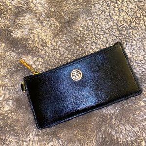 Lightly worn Tory Burch Perry Top Zip Card case in black